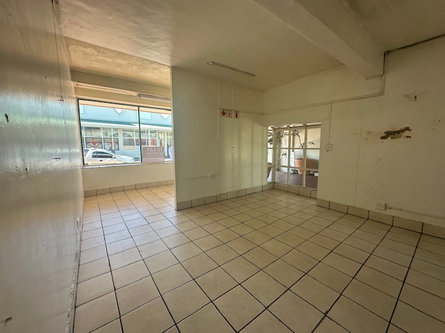 To Let commercial Property for Rent in Plumstead Western Cape